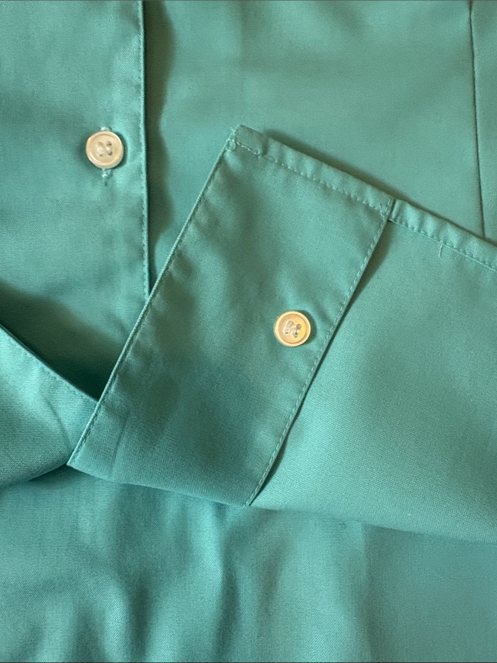 Liz Claiborne Sleeveless Collared Button-Down Blouse in Turquoise - Picture 7 of 8